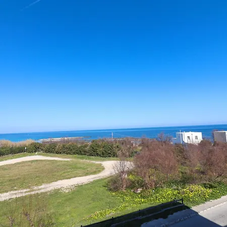 Sea View House In 4 Places Ferienhaus