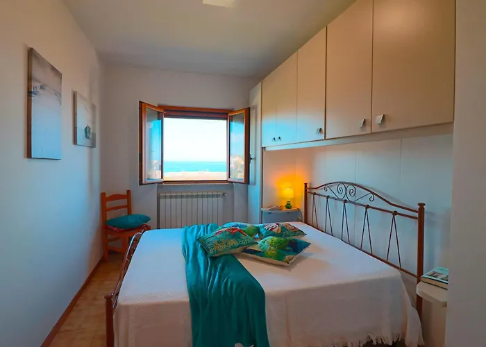 Sea View House In 4 Places Дом отдыха *