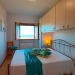 Sea View House In 4 Places بيت للعطل *