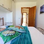 Sea View House In 4 Places *