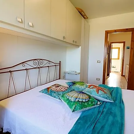 Sea View House In 4 Places *